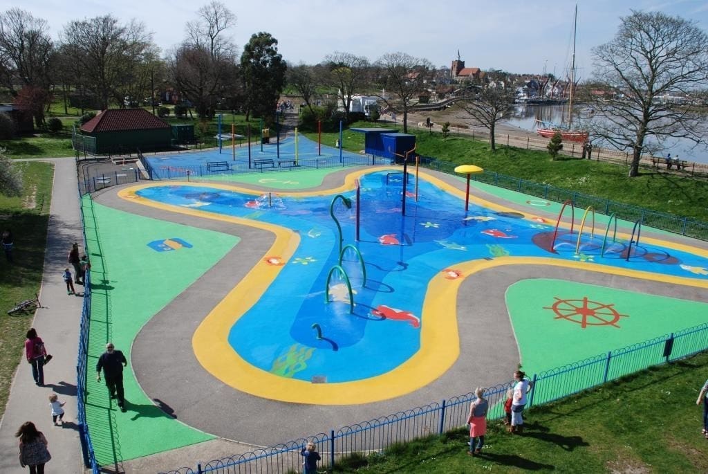 maldon-2-rubbaflex-splashpad-comp-e1433167559539-1024x685-1