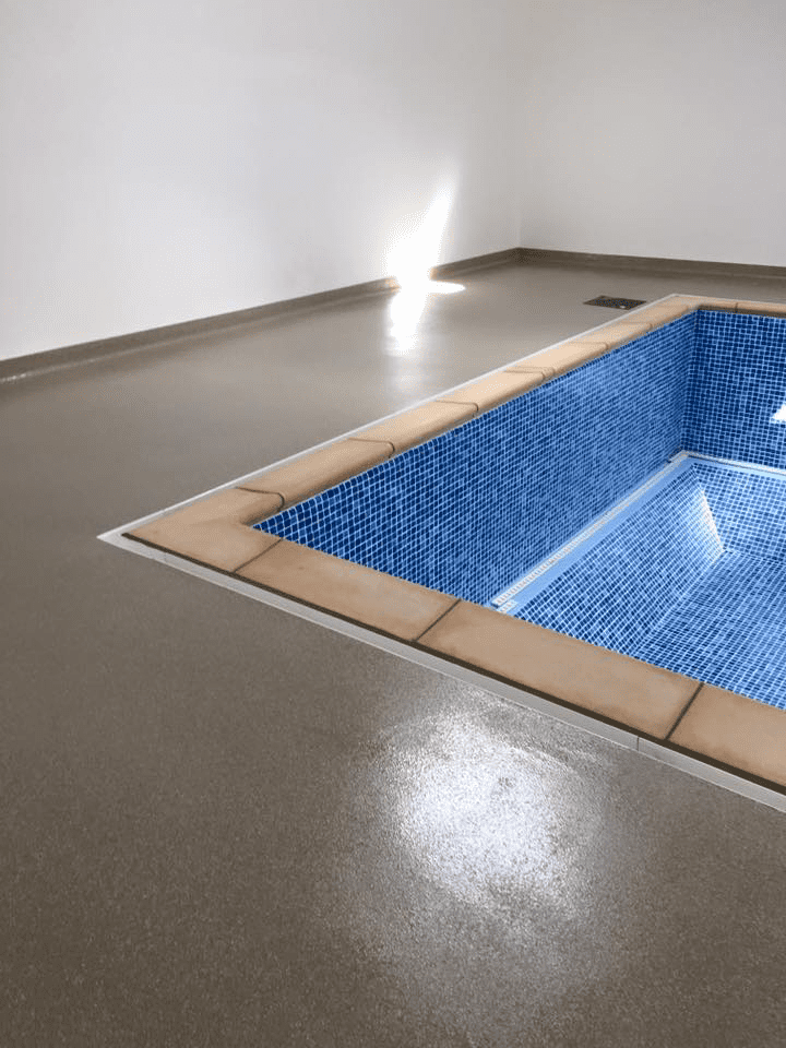 sand-valencia-pool-surround