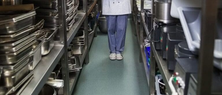 commercial-kitchens-768x576