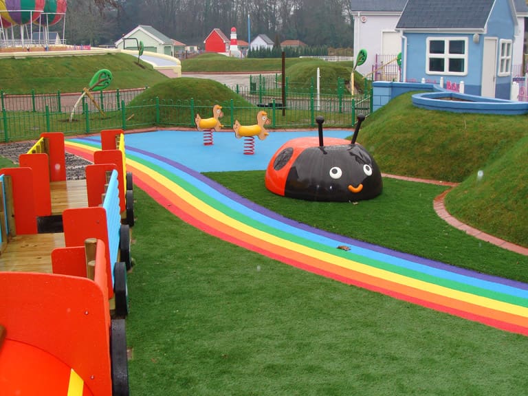 peppa-pig-world-pathways