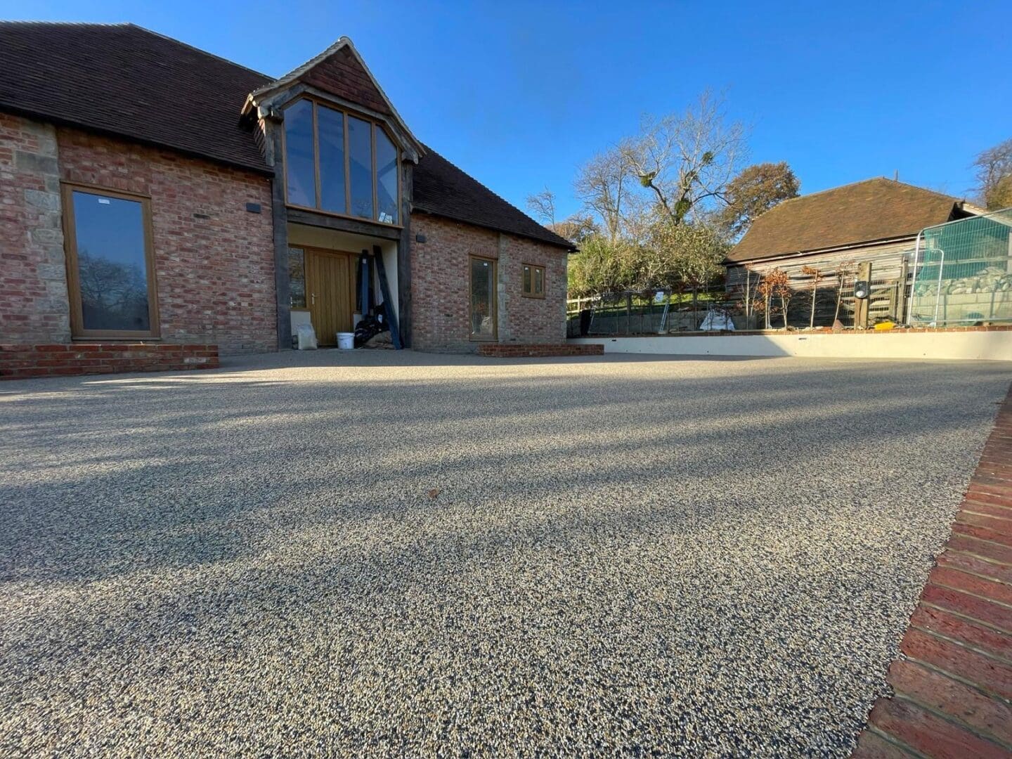 b7eeb3ef-7af8-42b2-9577-013f1ca0519a