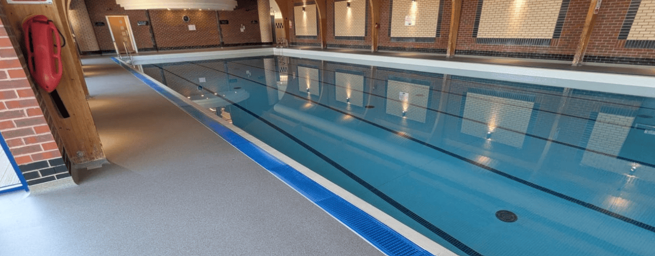2026-10-21-can-an-old-pool-surround-be-resurfaced-without-removing-the-whole-existing-surface